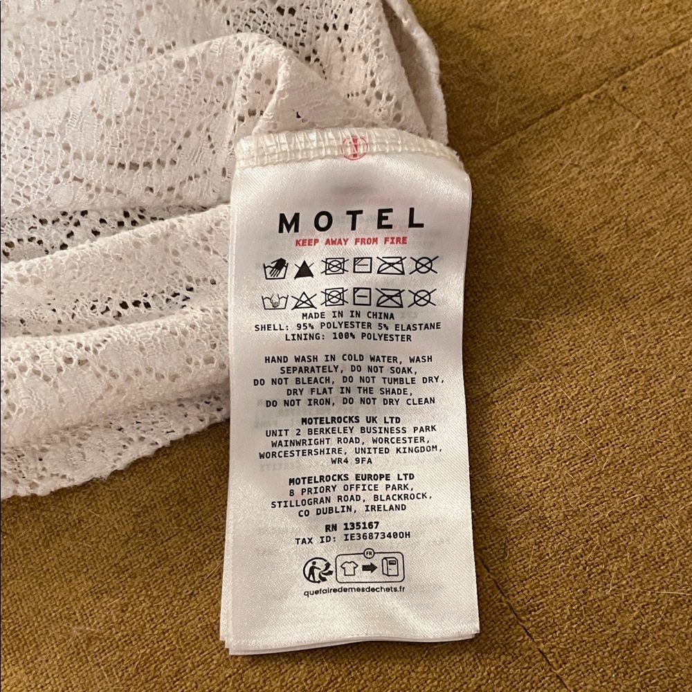 Motel Rocks Lace Top - Picture 3 of 3